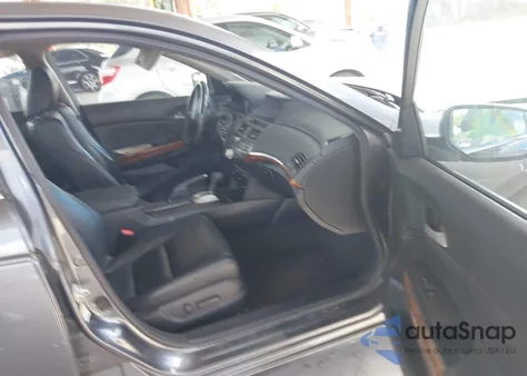 2011 Honda Accord 3.5 Ex-L z USA, uszkodzony, nr VIN 1HGCP3F84BA025845